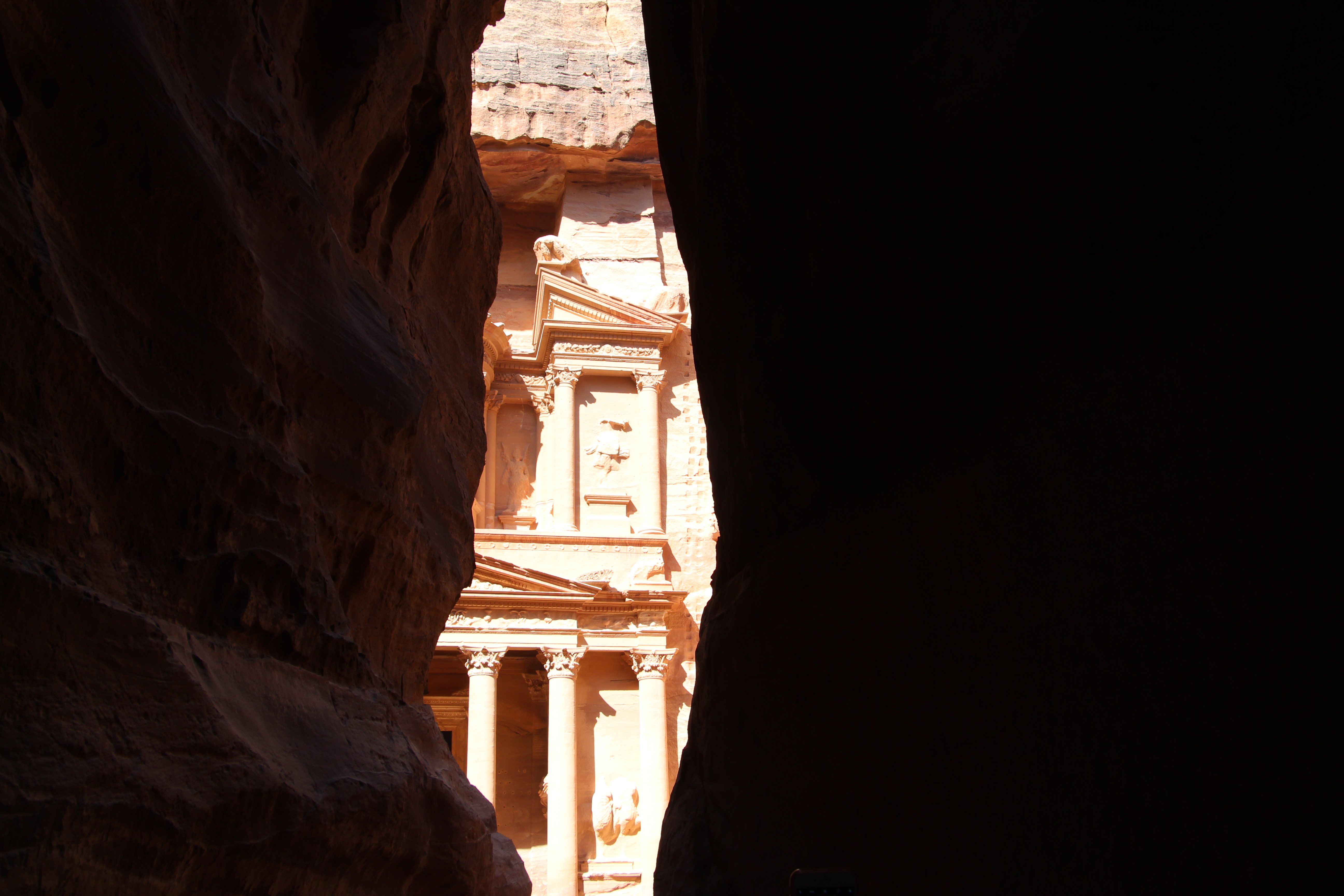 Il Siq, la gola che fa da ingresso a Petra